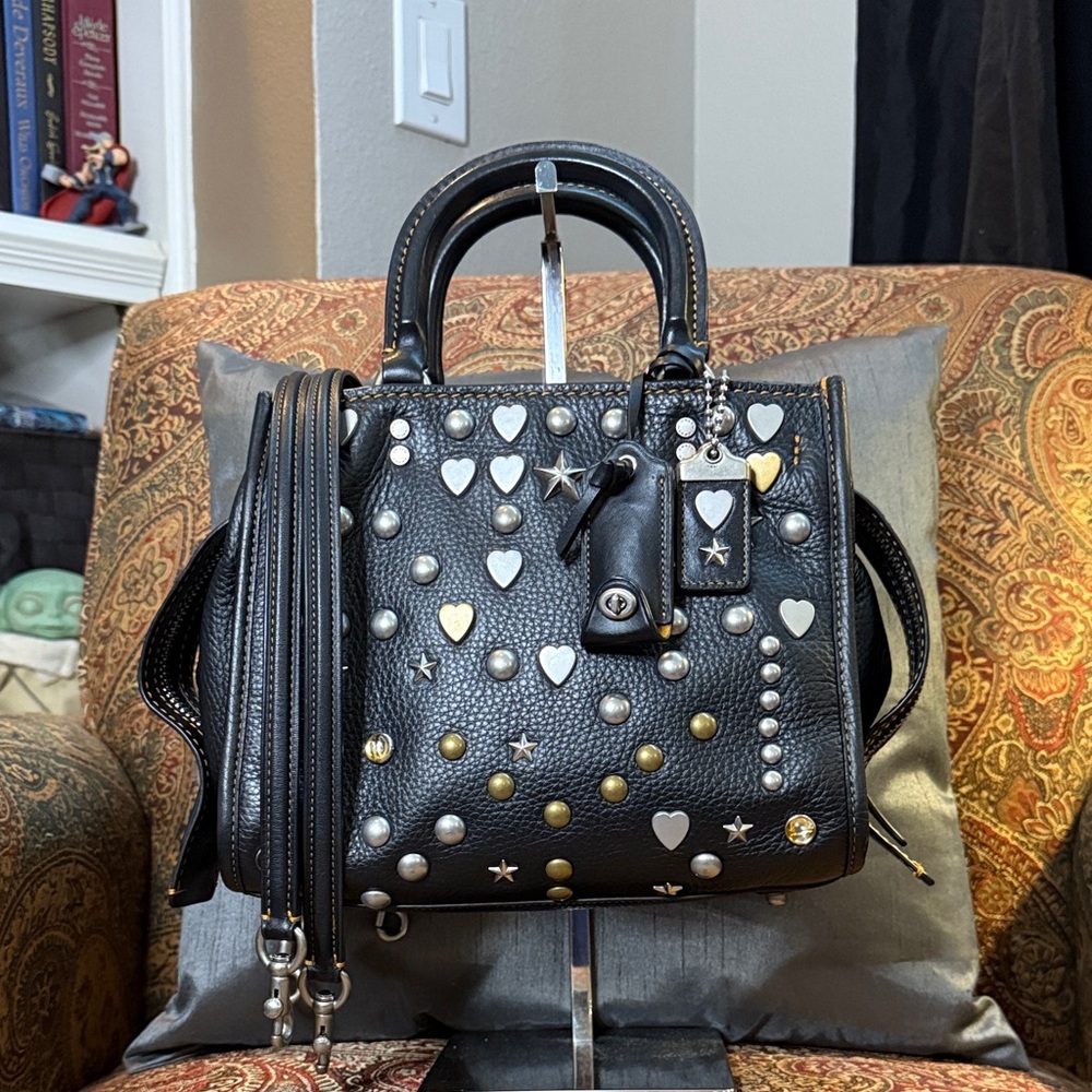 Coach Rogue 25 with Beatnik Rivets